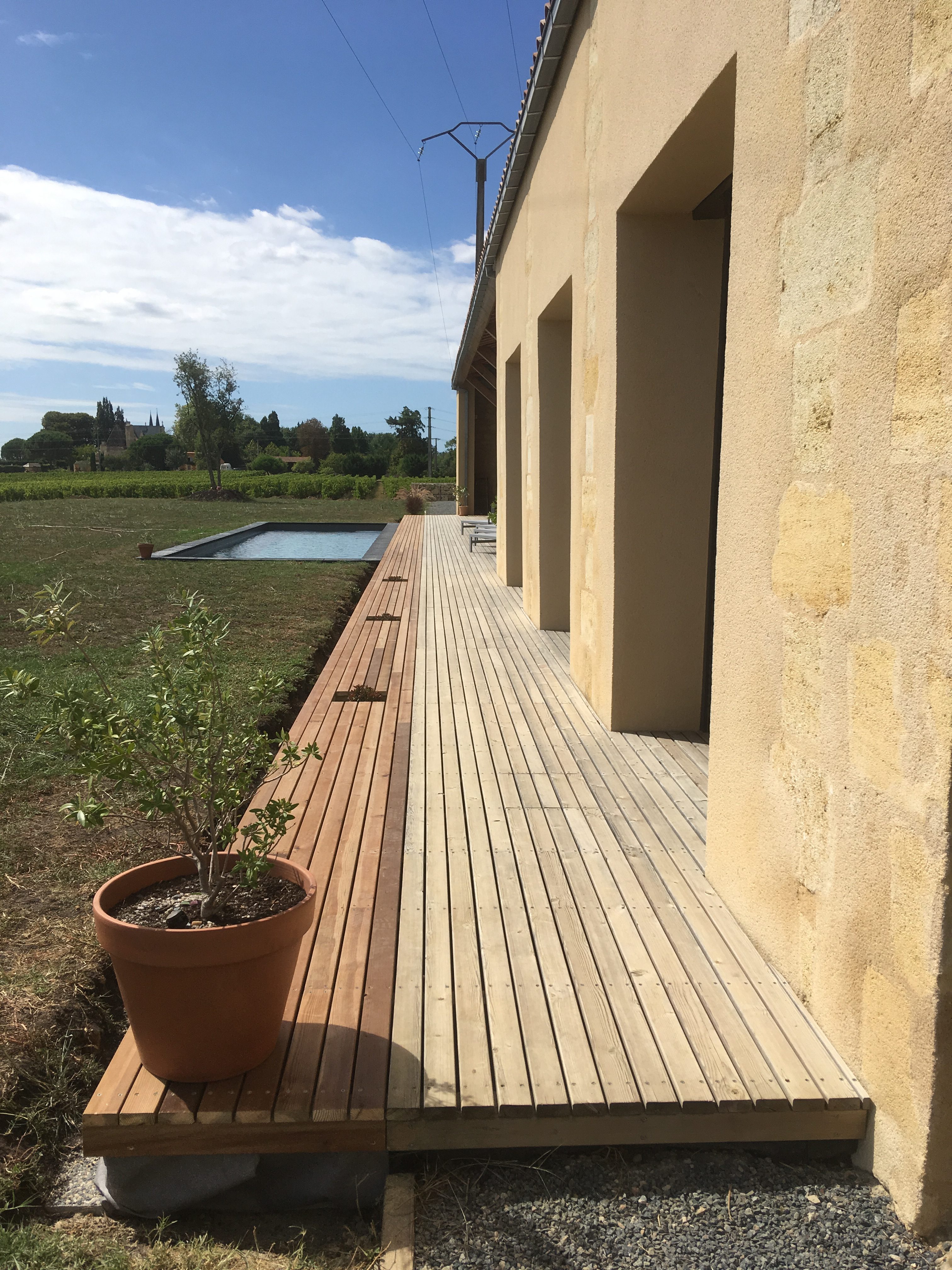 terrasse en pin sylvestre 70mm sur l_estuaire de la Gironde